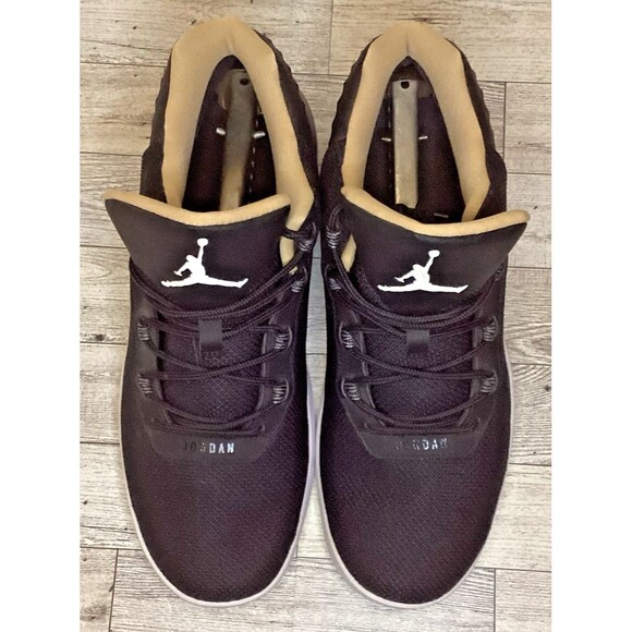 Nike Air Jordan Academy Basketball Shoes 844515-012 Men’s Size 9 Black EUC main image 14